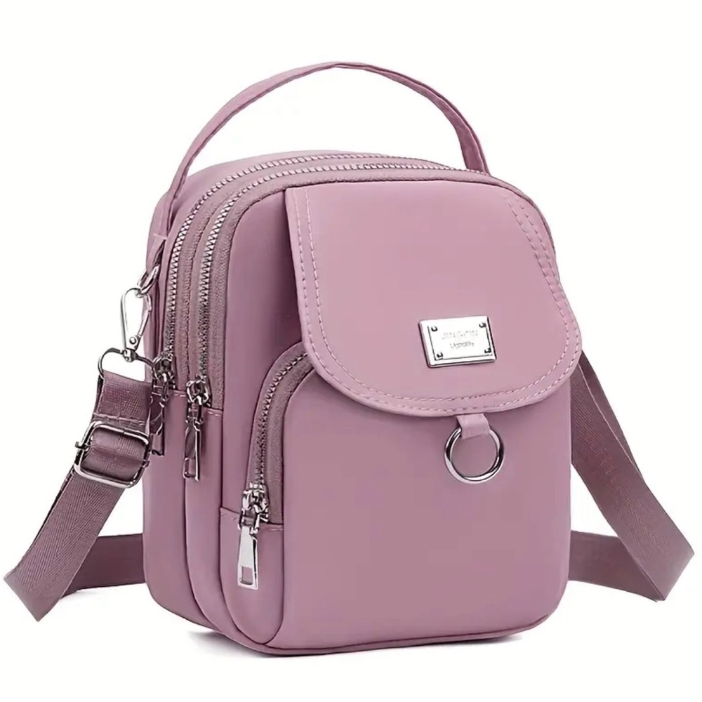 Water Resistant Nylon Crossbody ✨NWOT✨